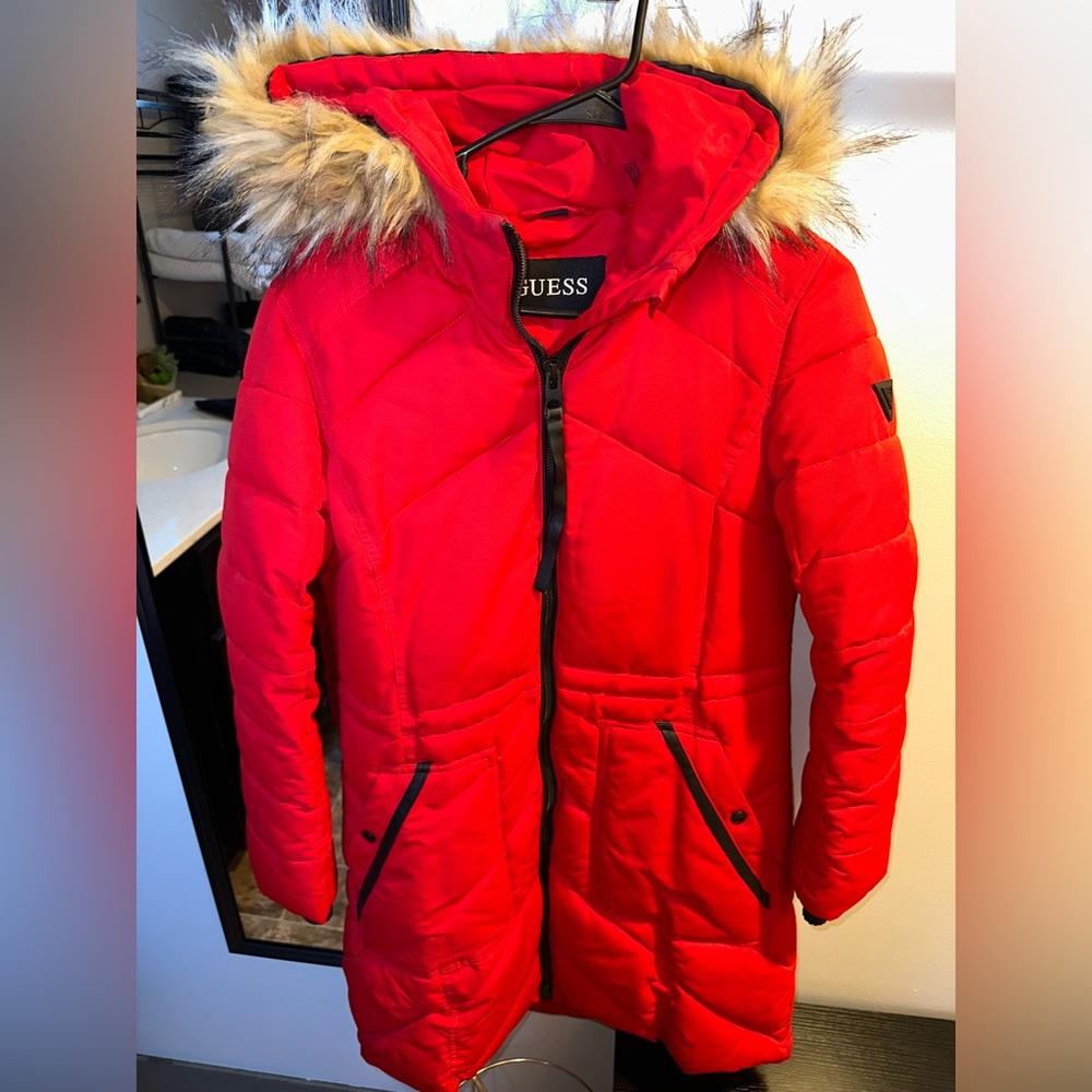 Women’s Size Medium Guess Winter Coat
